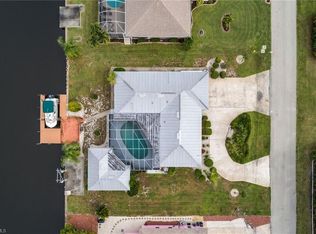17554 Corallina Dr, Matlacha Isles, FL 33991