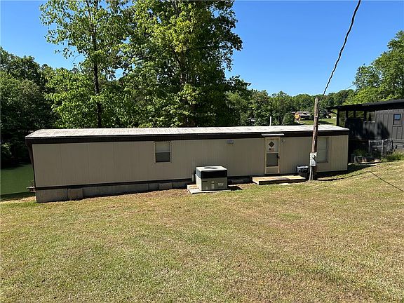 3rd image of 43 Sunset Cove Rd