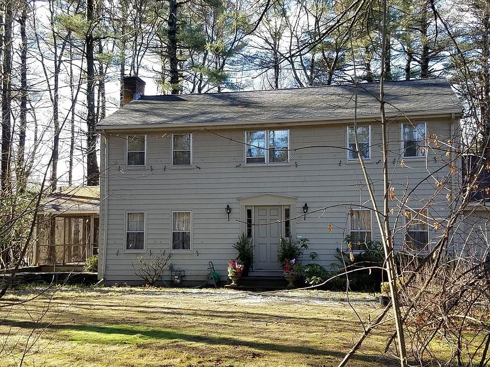 2nd image of 105 Willard Grant Rd