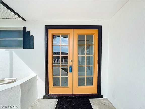 5th image of 606 Grandview Dr