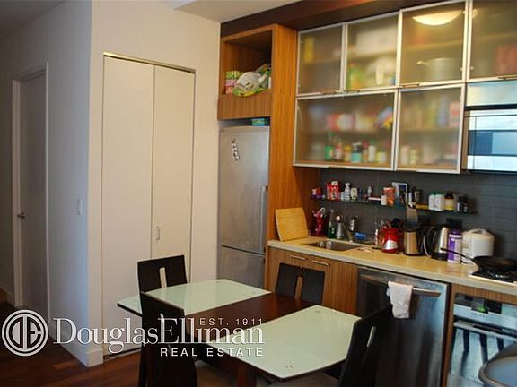 3rd image of 620 W 42nd St APT 5J