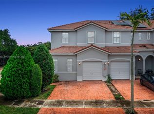 20785 NE 10th Path, Miami, FL 33179