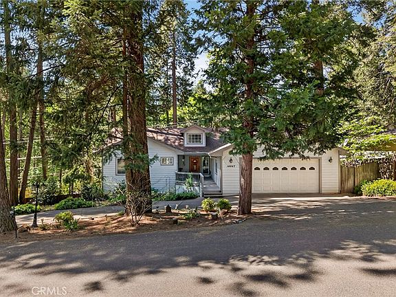 2nd image of 14847 Crescent Dr