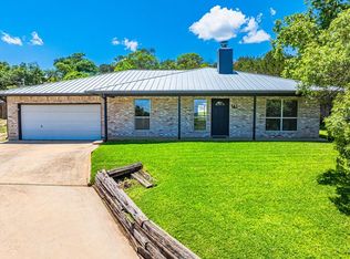 141 Holly Hill Dr, Kerrville, TX 78028