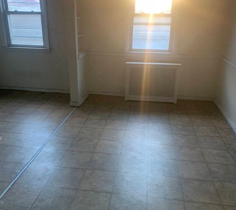 1st image of 119-50 198th St
