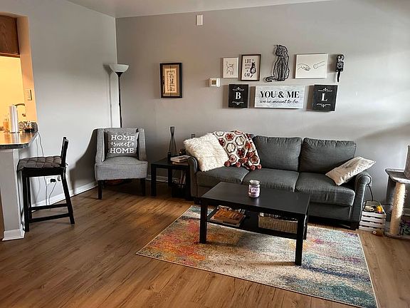 2nd image of 1277 Wyndham Ln APT 106