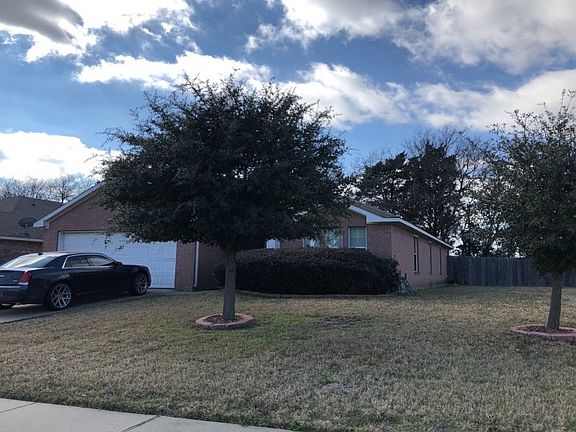 3rd image of 1727 Katrina Ln
