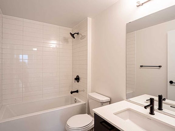 3rd image of 2300 Saint Clair Ave W #322