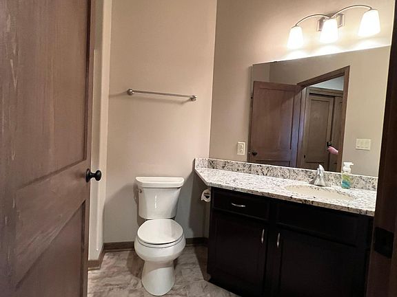 3rd image of 1121 High Pointe Knoll Cir