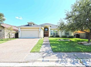 3821 Copper Bend Rd, Laredo, TX 78045