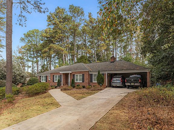 2nd image of 2086 Fairwood Ln