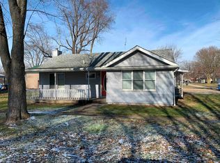 107 E 2nd St, South Whitley, IN 46787