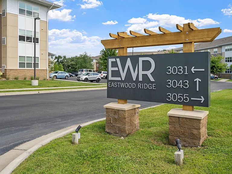 Eastwood Ridge — Photo 45