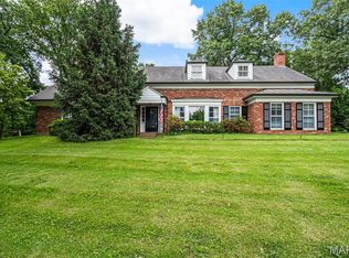 7 Robin Hill Ln, Saint Louis, MO 63124