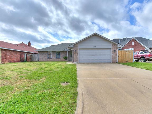 2nd image of 4812 Bismarc Dr