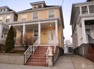 556 Compton Ave, Perth Amboy, NJ 08861