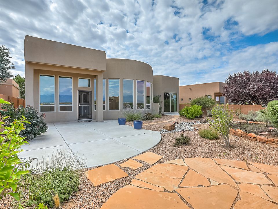 1st image of 4608 Almeria Dr NW