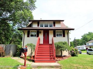 392 Thompson Ave, Middletown, NJ 07748