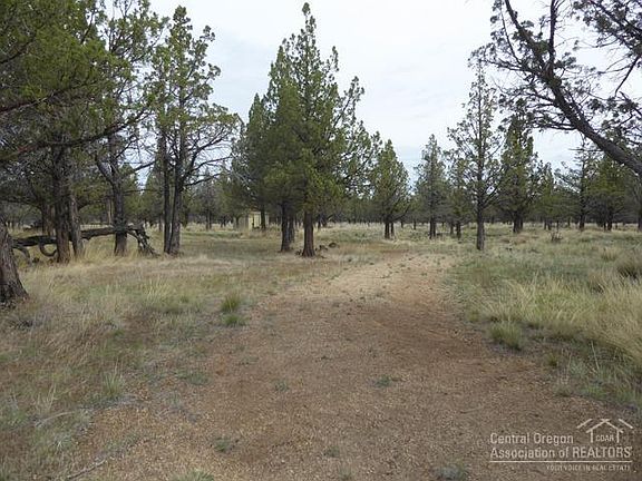 4th image of 13226 SW Airstrip Ln