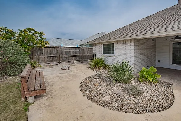13905 Hawksnest Bay Dr — Photo 24