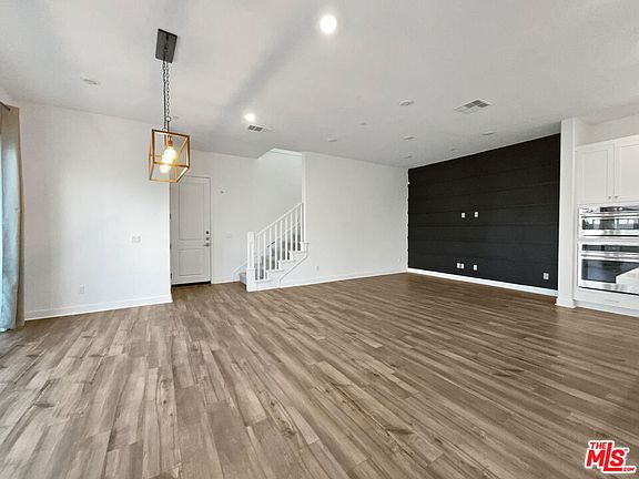 3rd image of 27107 Scrub Oak Ct