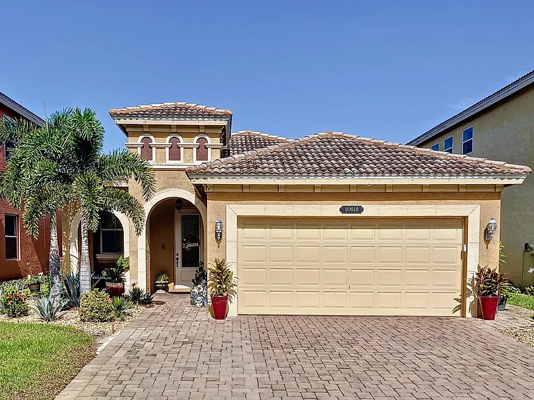 20610 W Silver Palm Dr — Photo 1