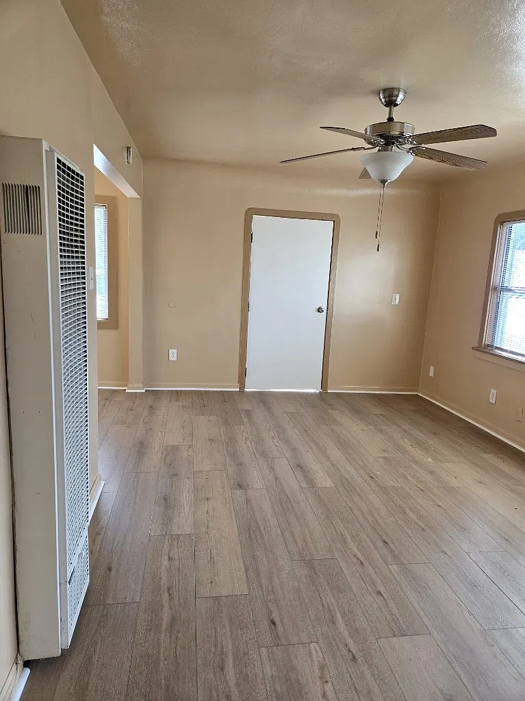 1 bed, 500 sqft, $1,800 — Photo 2