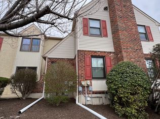 281 Stone Ridge Dr, Norristown, PA 19403