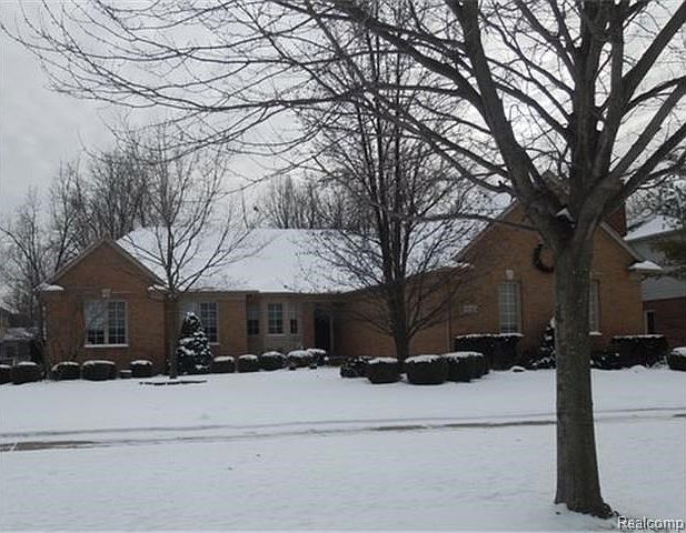 1st image of 3794 Pierce Dr