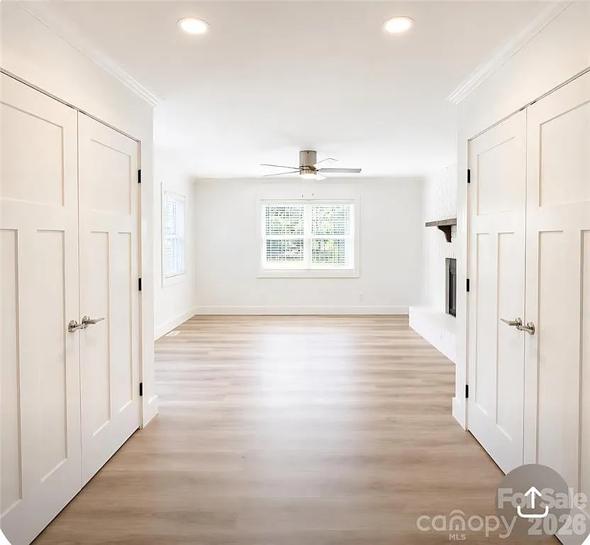 3 bed, 1502 sqft, $2,200 — Photo 4