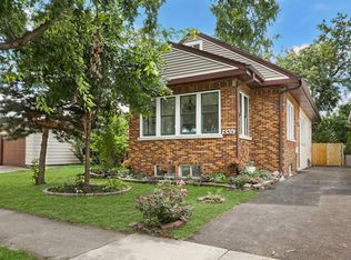 1339 Willow Ave, Des Plaines, IL