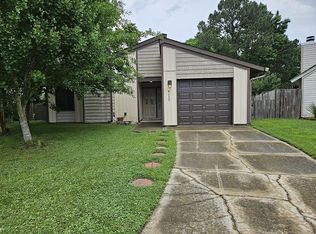 4112 Loblolly Ln, Virginia Beach, VA 23462