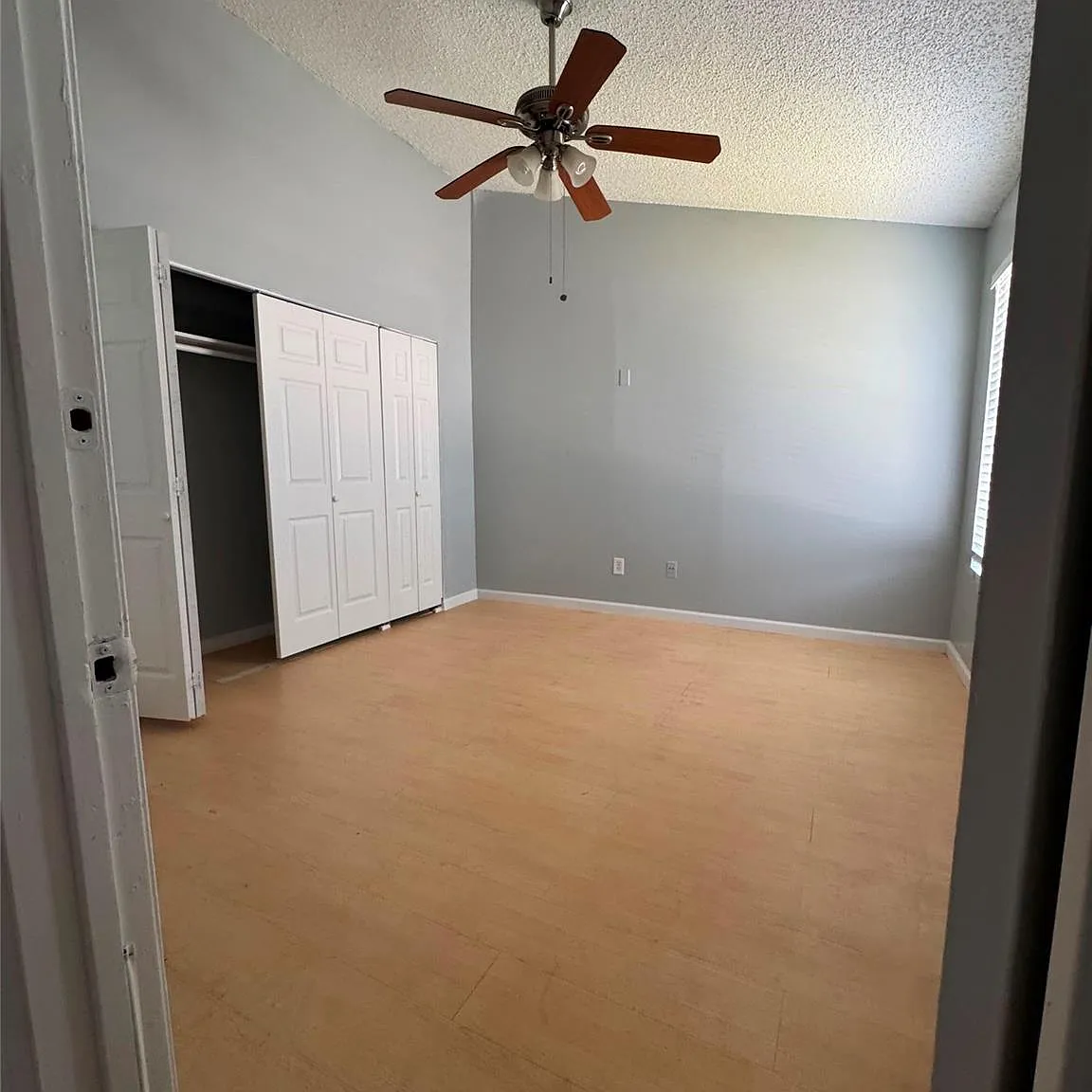 2 bed, 1.5 bath, $1,350 — Photo 4