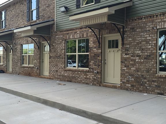 3rd image of 116 Hickory Trce #B