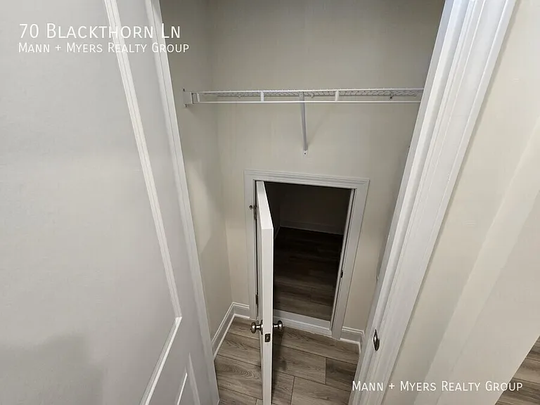 70 Blackthorn Ln — Photo 6