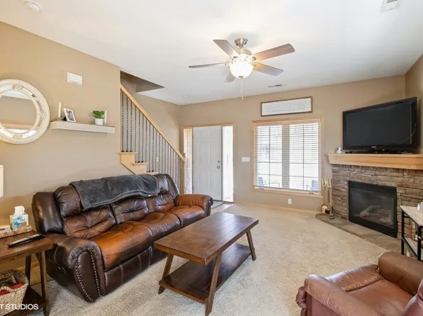 2730 NW 155th Ct, Clive, IA 50325