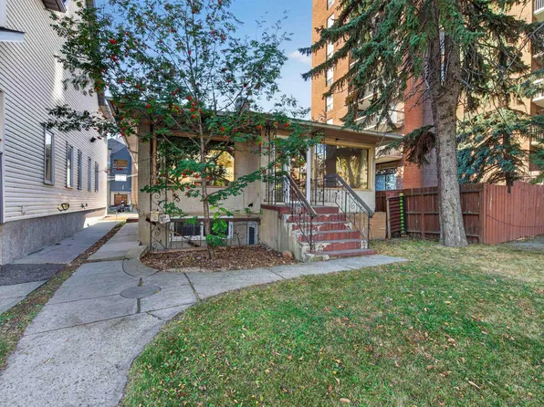 11015 87th Ave NW, Edmonton, AB T6G 0X5