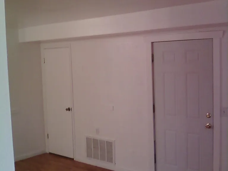 2538 S Parkcrest Dr #3 — Photo 4