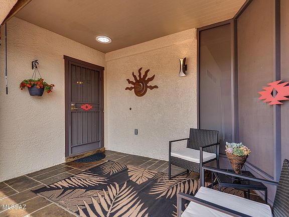 3rd image of 297 E Calle Herboso