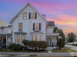 402 Spruce St, Steelton, PA 17113