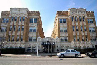 1st image of 4240 N Clarendon Ave APT 303S