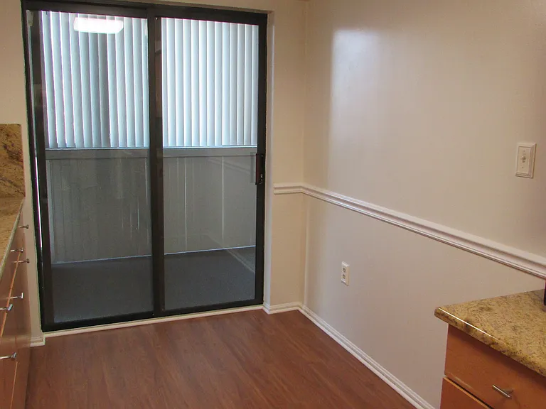 15100 Interlachen Dr #821 — Photo 24
