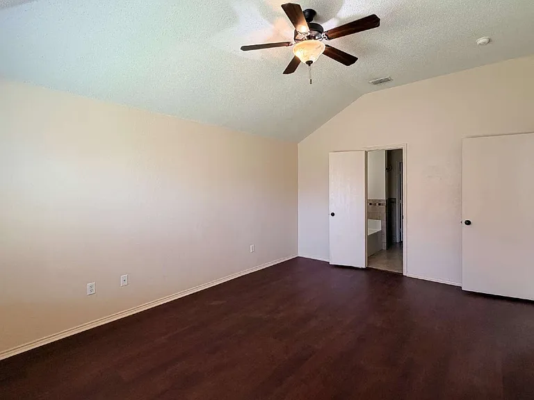 1009 McKavett Dr — Photo 17