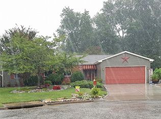 9 Sandhurst Cir, Newport News, VA 23601