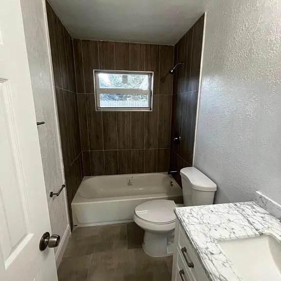 3914 Hernden Dr — Photo 15