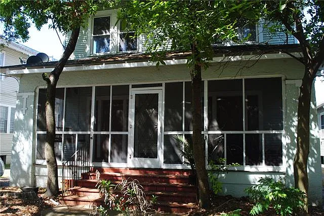 2328 Nashville Ave