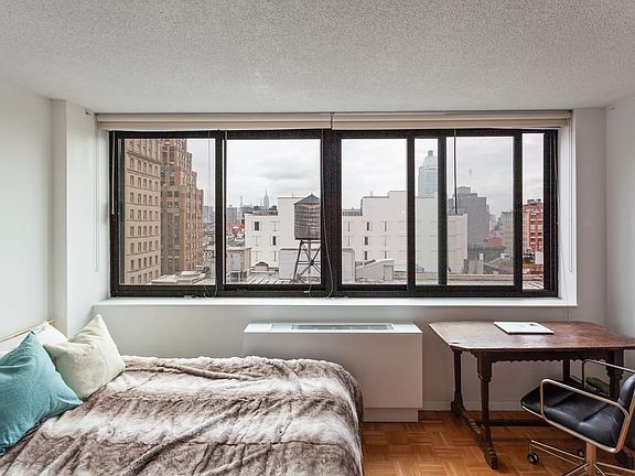 2nd image of 376 Broadway #D13