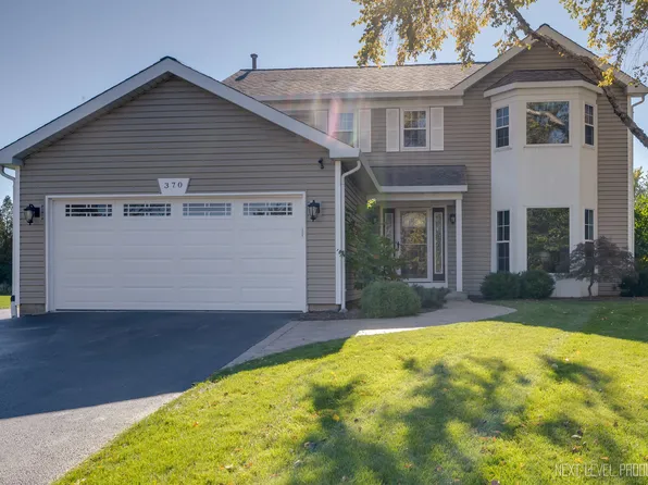 370 Olson Ct, Batavia, IL 60510