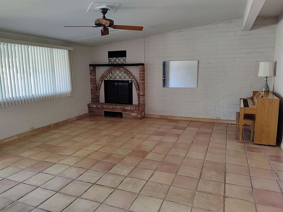 2nd image of 2031 W Calle Placida
