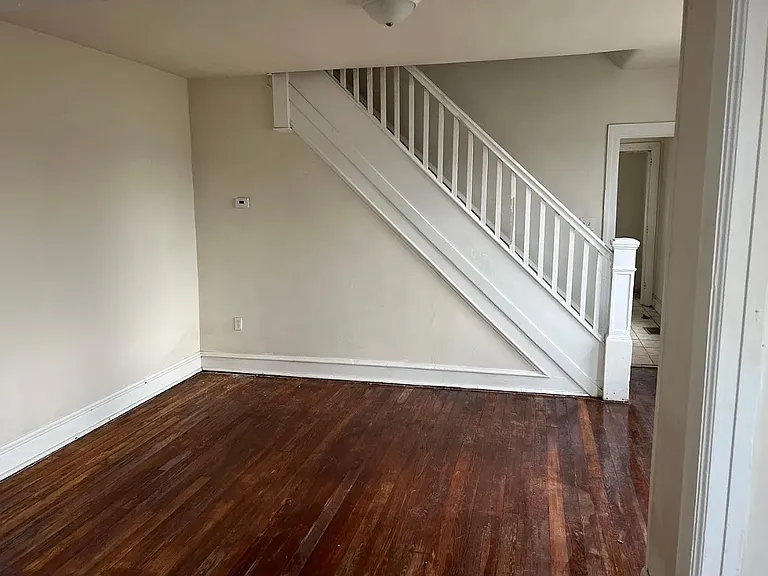 107 Old Swede Rd — Photo 3